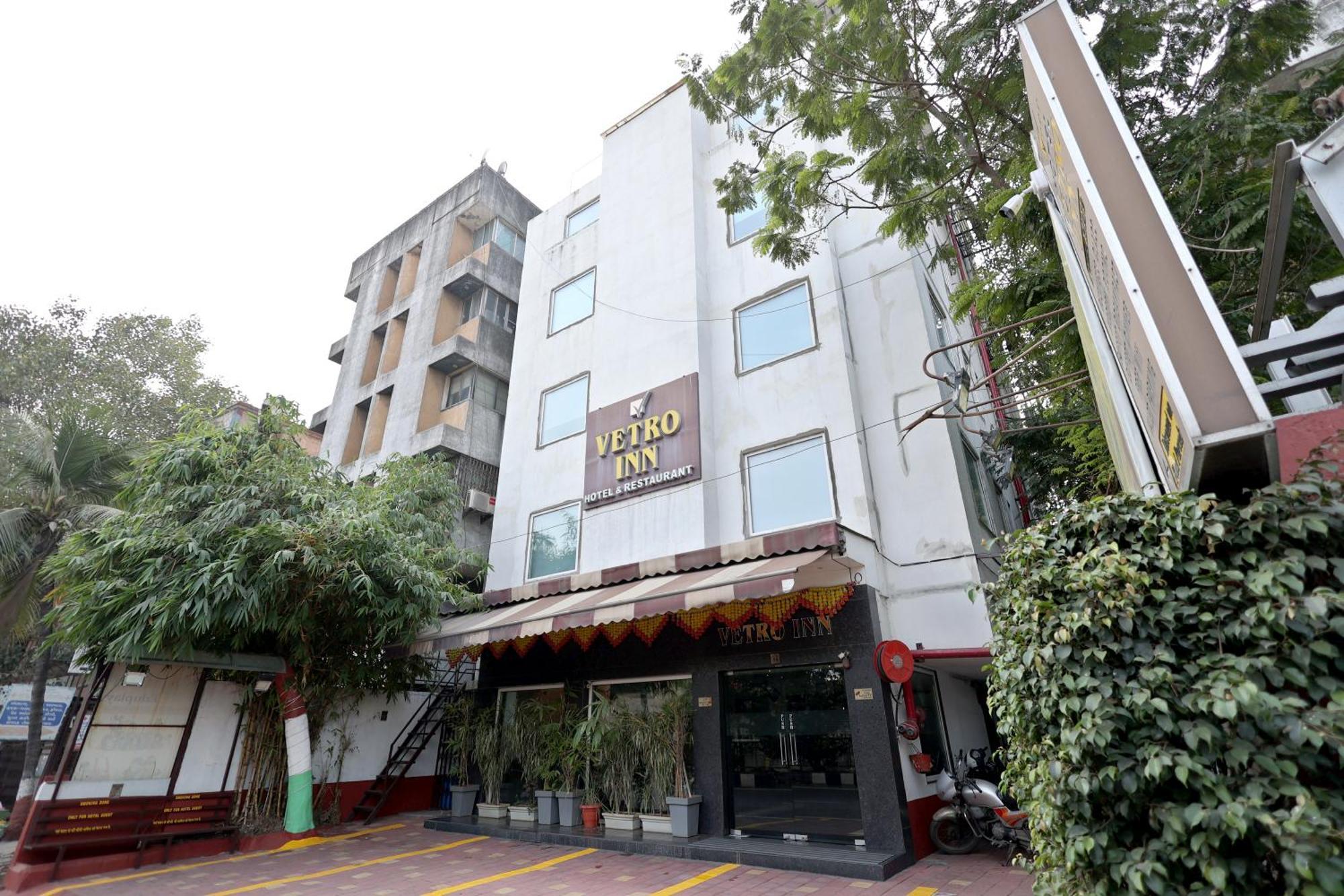 Hotel Vetro Inn Surate Exterior foto